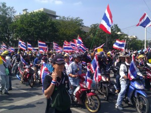 Anti-government protesters gather in Bangkok earlier this month http://upload.wikimedia.org/wikipedia/commons/1/1d/Protesters_on_motorcycles_in_Bangkok%2C_1_December_2013.jpg