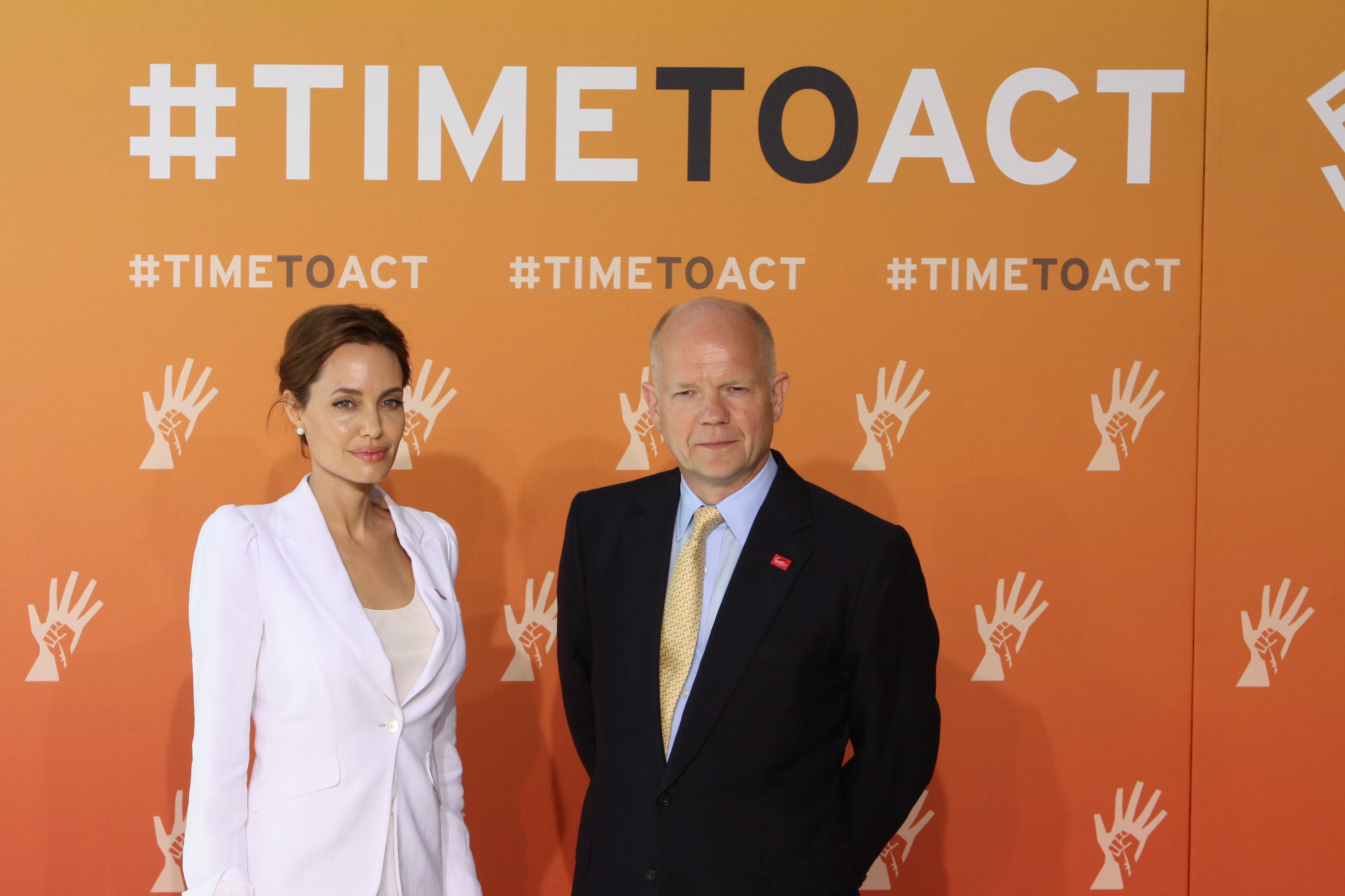 Angelina_Jolie_and_Foreign_Secretary_William_Hague_at_the_Global_Summit_to_End_Sexual_Violence_in_Conflict_2014