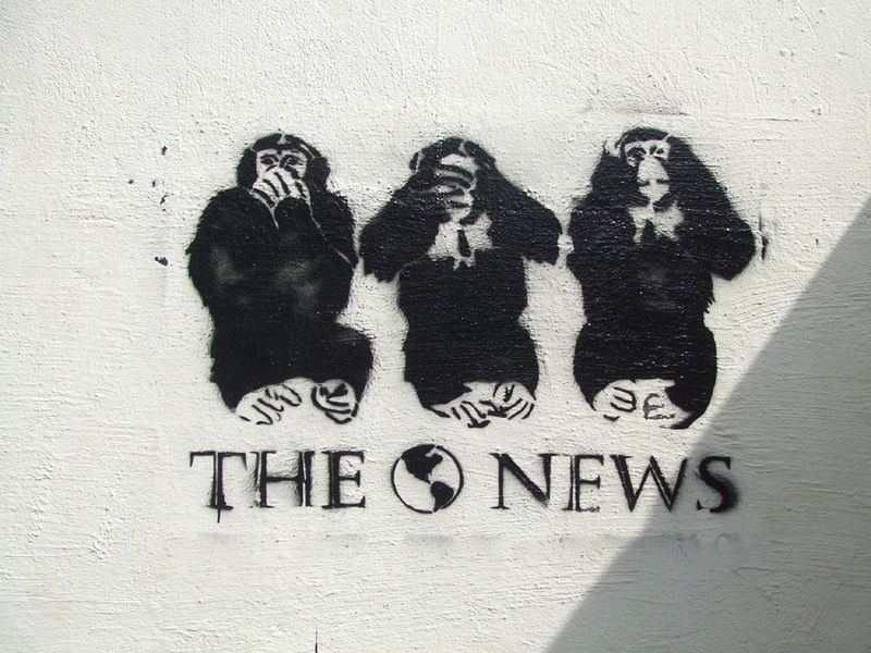 800px-ThreeWiseCryptoPartyMonkeys