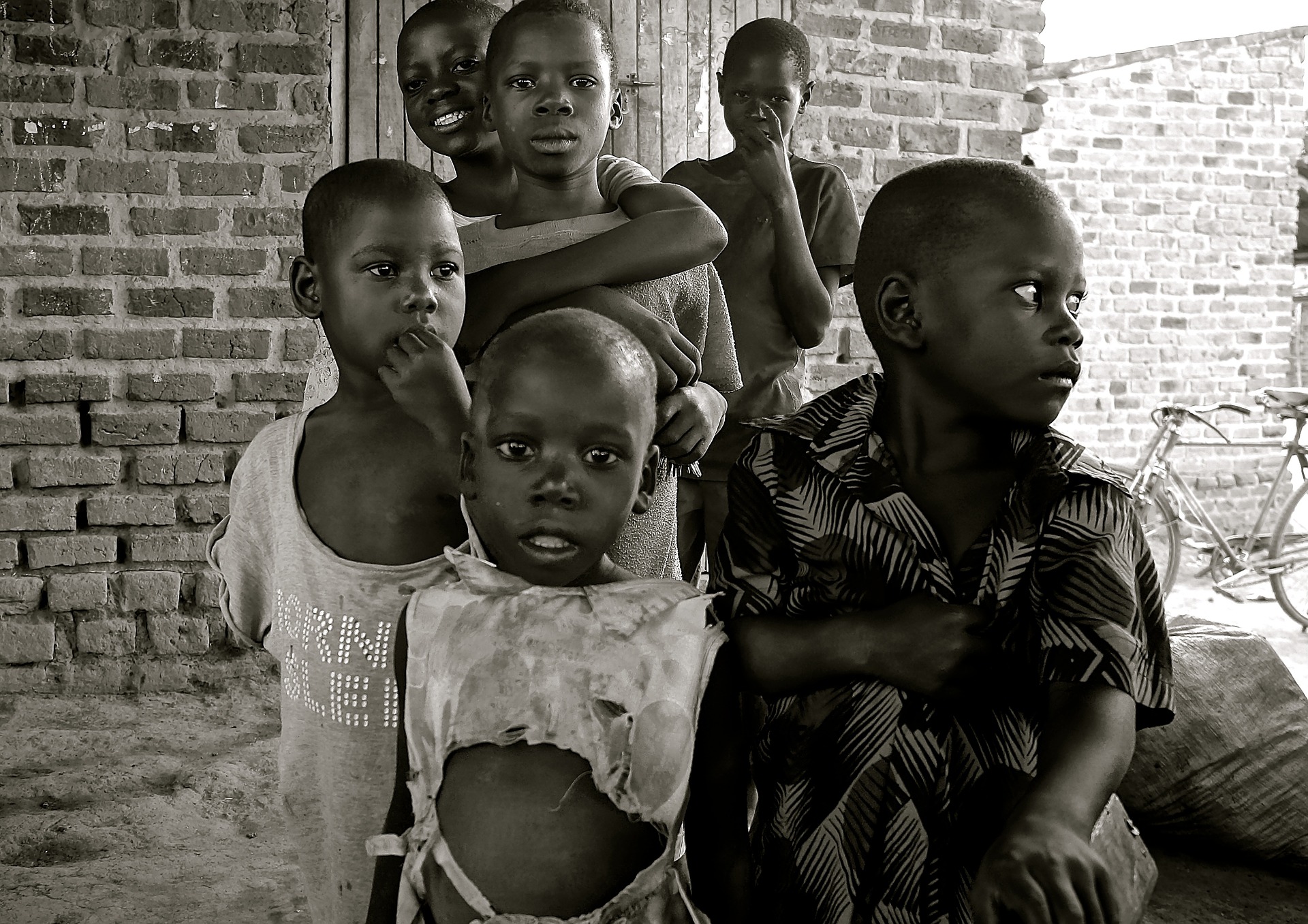 African children, ludi via Wikimedia commons