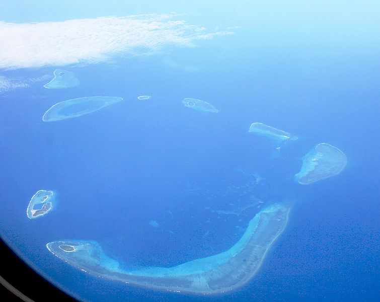 Crescent group of the disputed Paracel Islands. via Wikimedia Commons.
