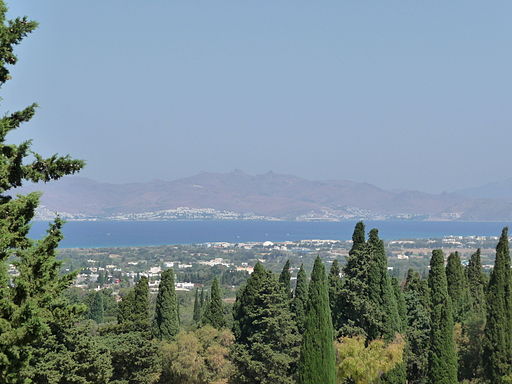 A view over Kos Town to Turkey in the distance from the Asklepion (by JD554)